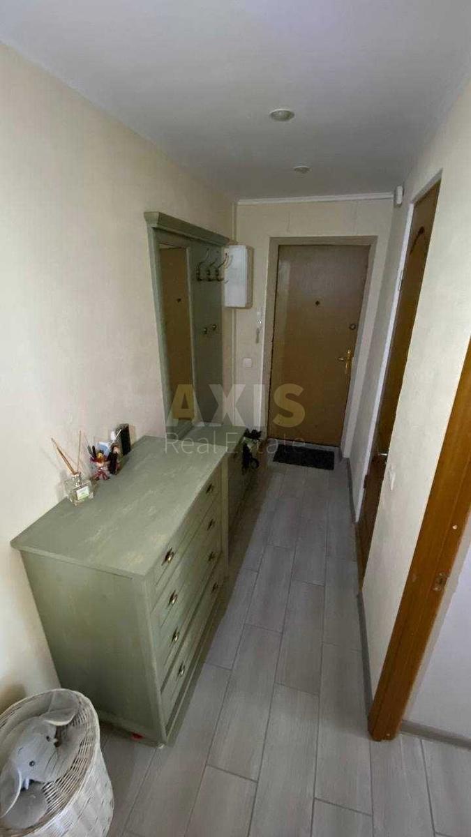 2k apartment vul. Miljutenka 10А6