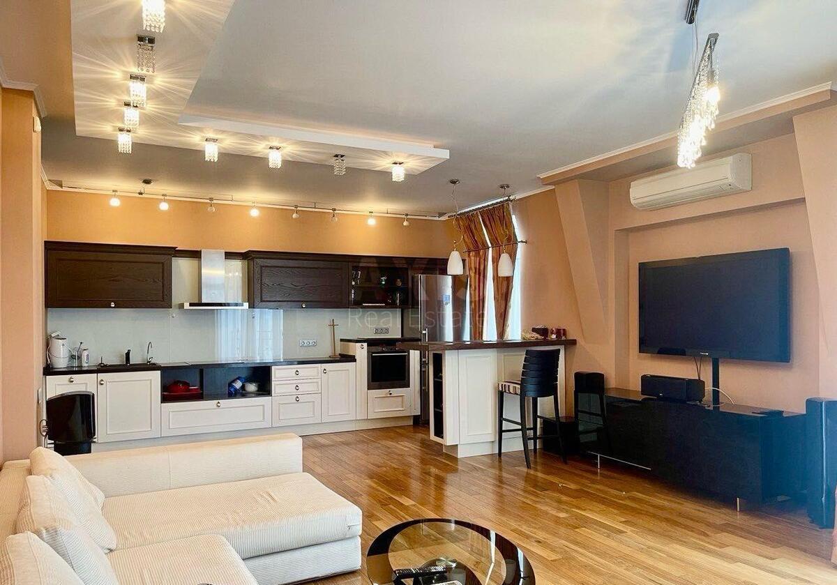 3k apartment vul. Ioana Pavla II 12
