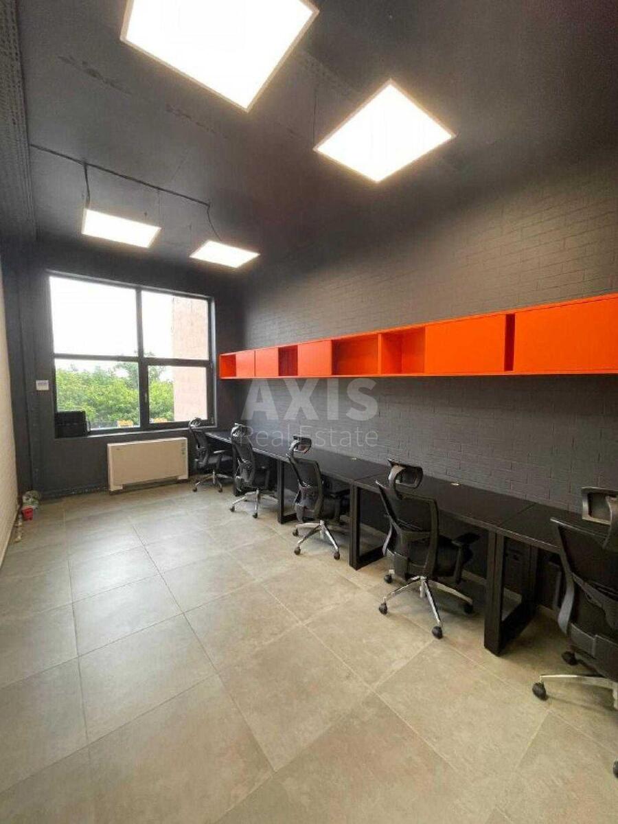 Office bul. Shevchenka Tarasa 2, 253m25
