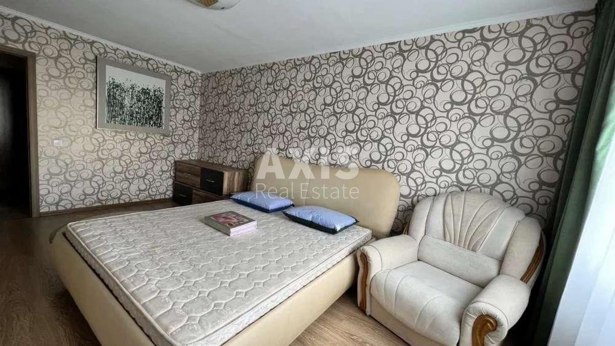 1k apartment pr-t Glushkova Akademika 260