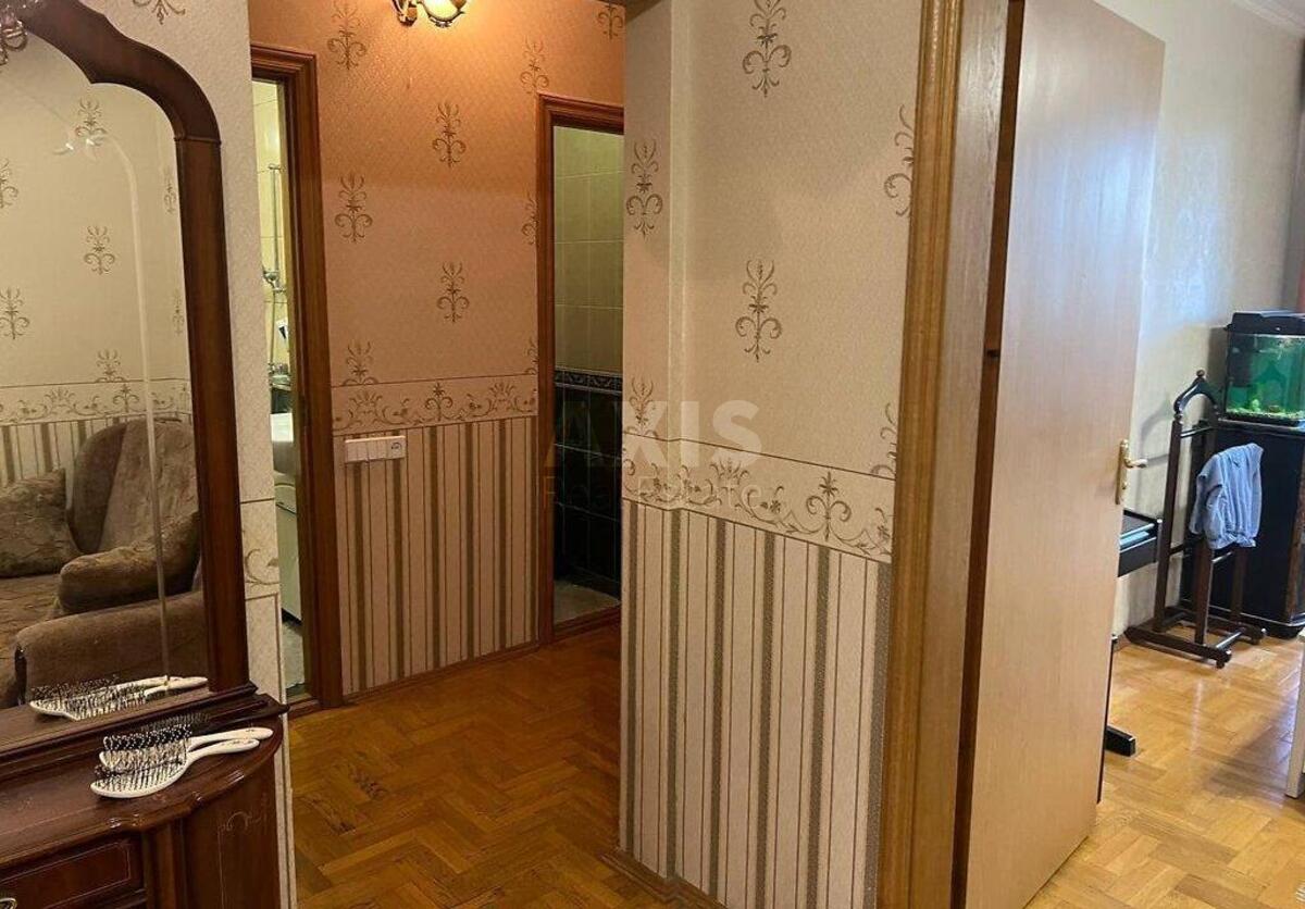 2к квартира ул. Драгоманова 14А7