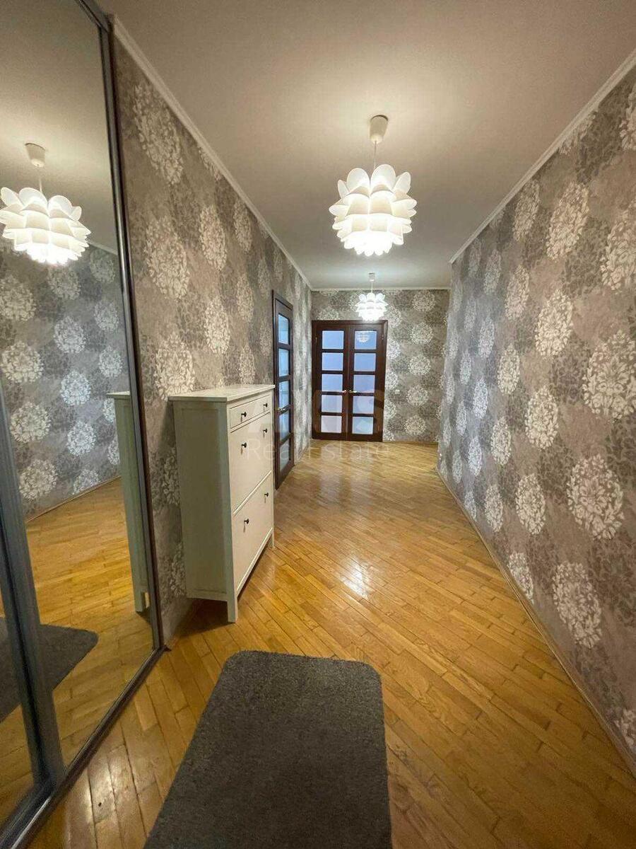 4к квартира ул. Гмыри Бориса 2628825