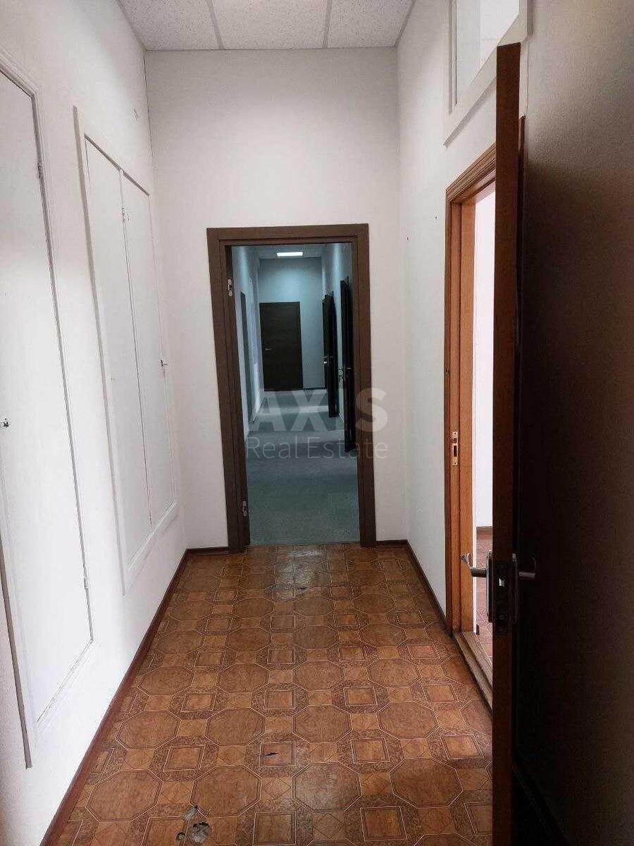 Офис ул. Кутузова 18/7, 155м26