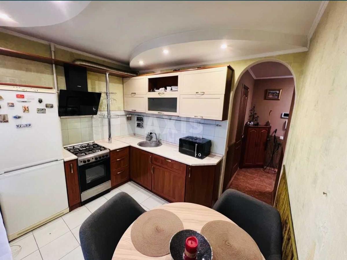 1k apartment vul. Entuziastiv 29/1