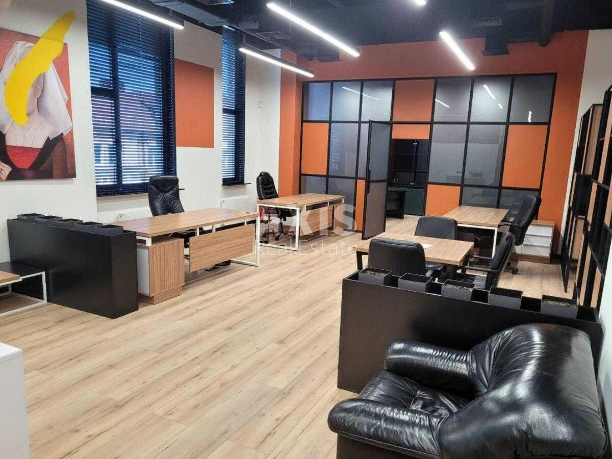 Офис ул. Московская 8Б, 100м21