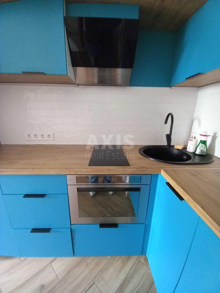 1k apartment vul. Saljutna 2Б9