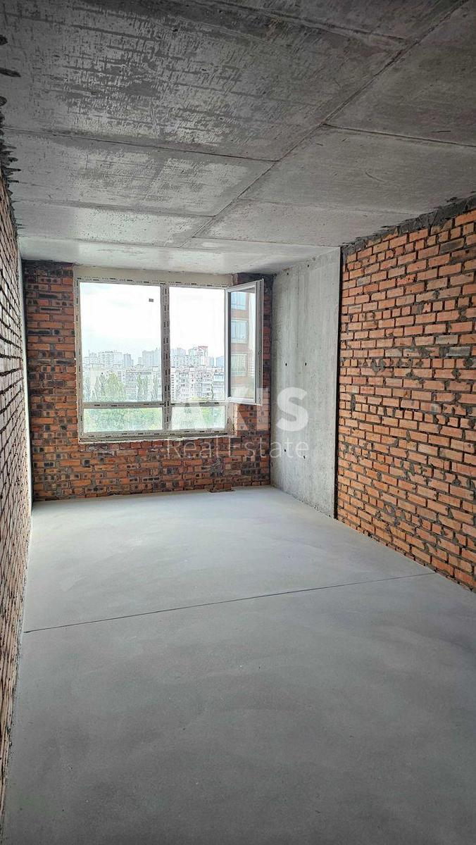 1k apartment vul. Sverstjuka Jevgena 541