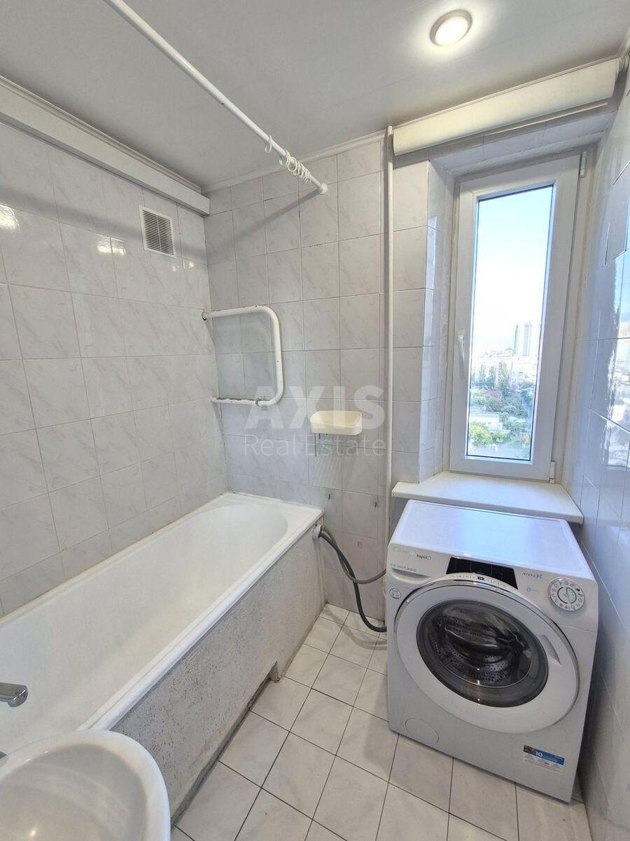 3k apartment nab. Dniprovs'ka 7605279