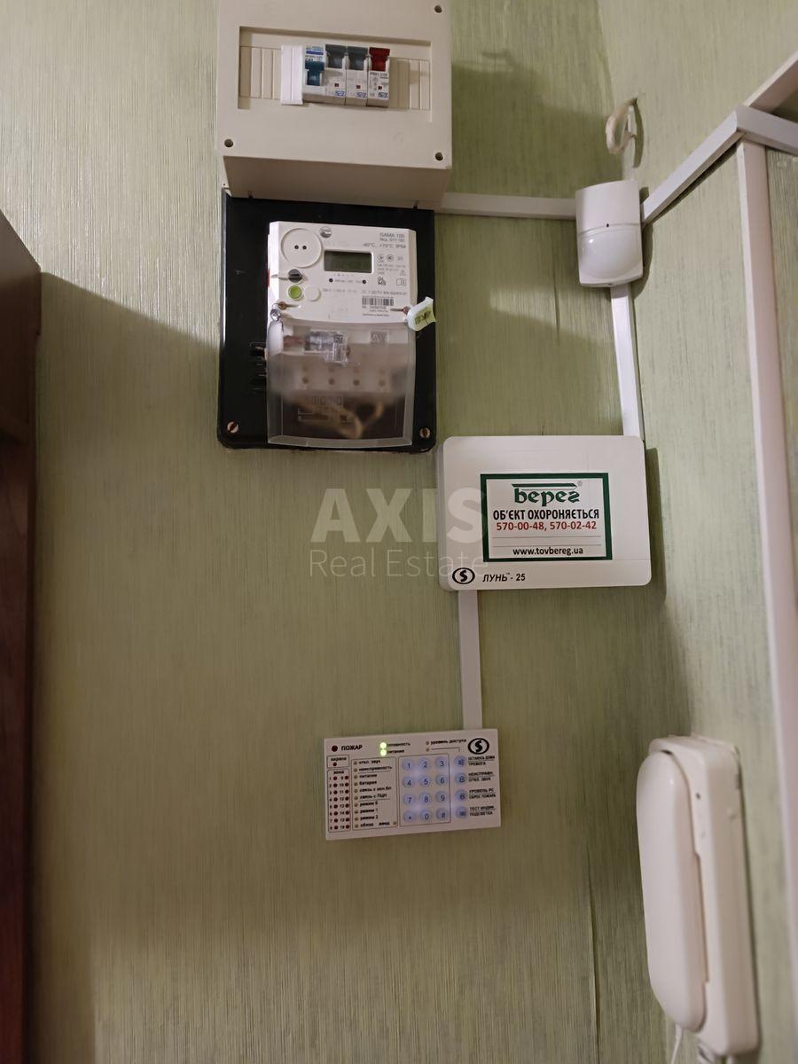 2k apartment vul. Parkovo-Syrec'ka 1212