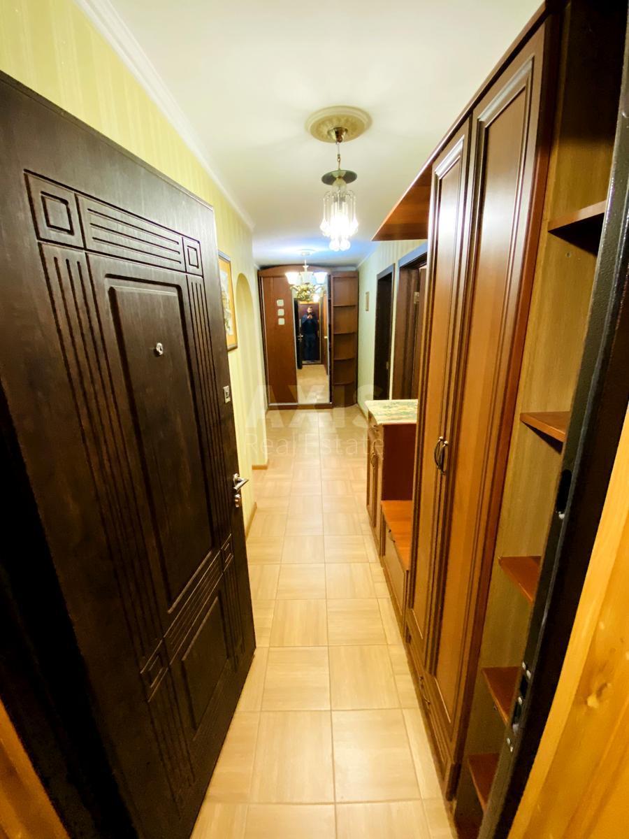 3к квартира пр-т Тычины Павла 20А6389211