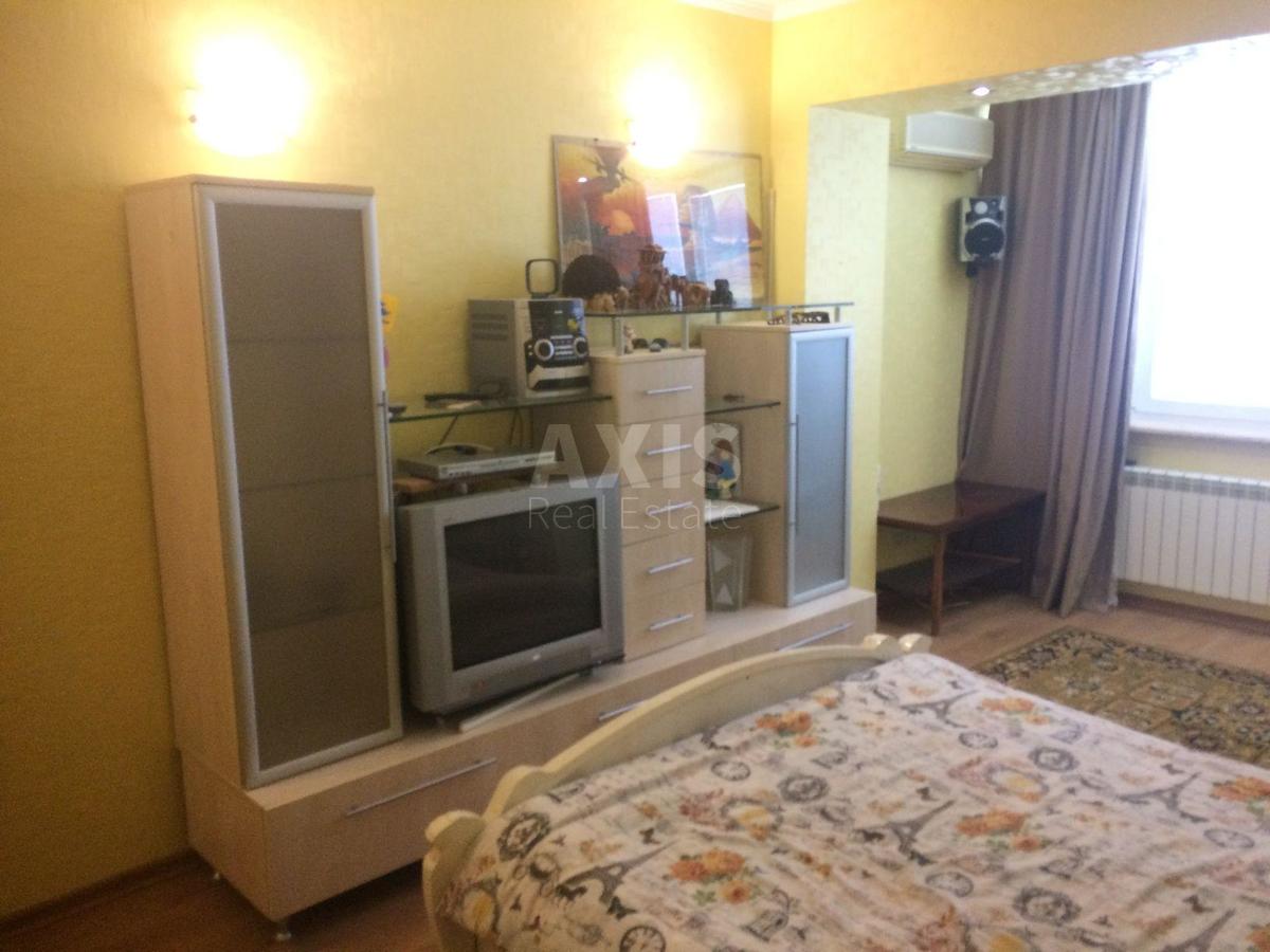 3k apartment vul. Staronavodnyc'ka 42