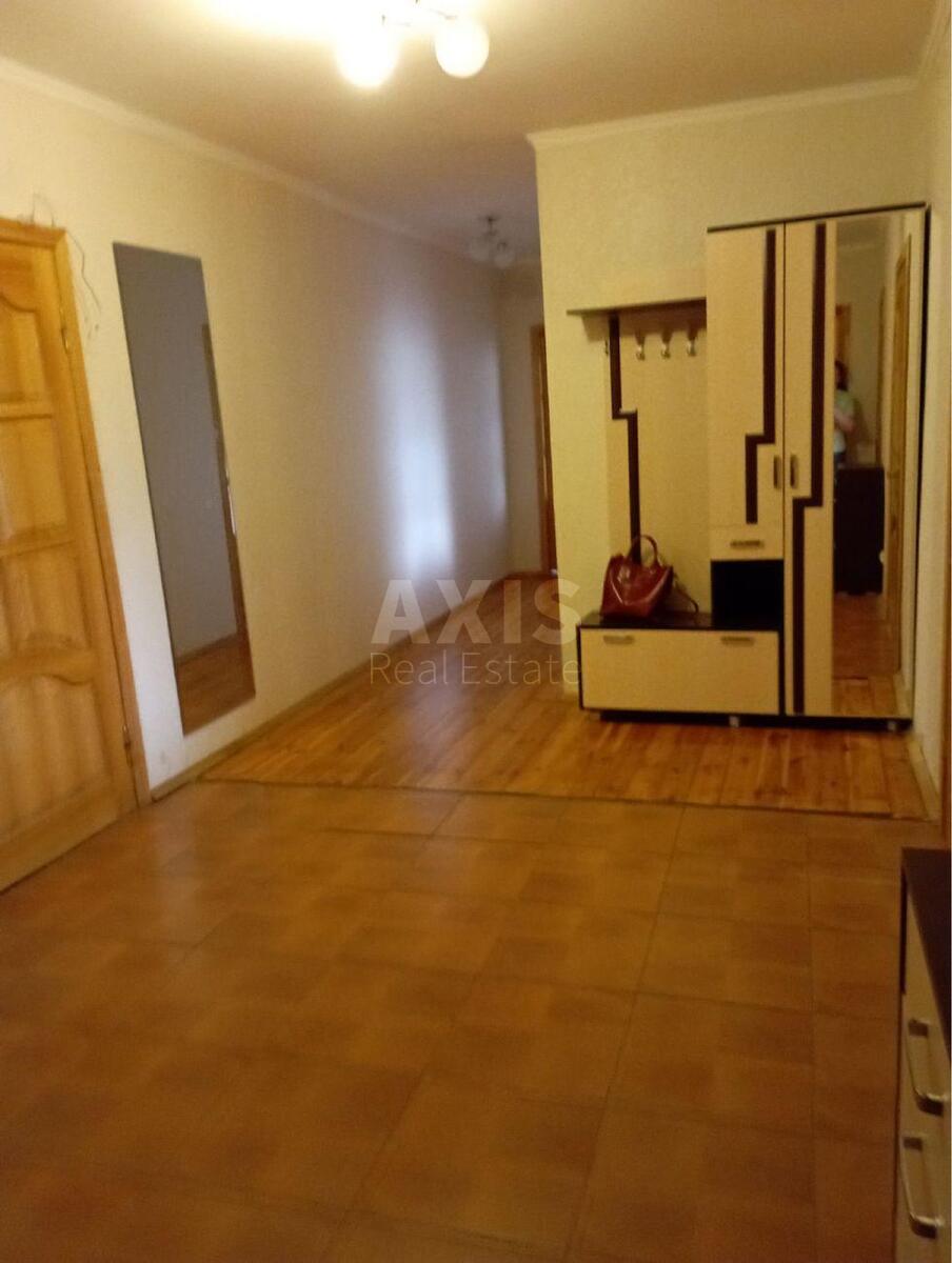 3k apartment vul. Geroi'v Oborony 10А570910