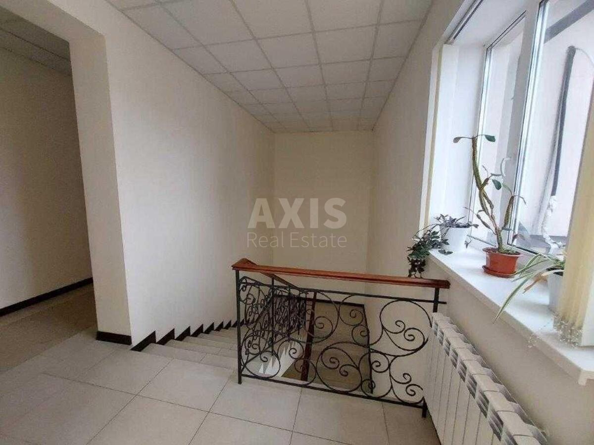 Office vul. Preobrazhens'ka 23, 66m26140713