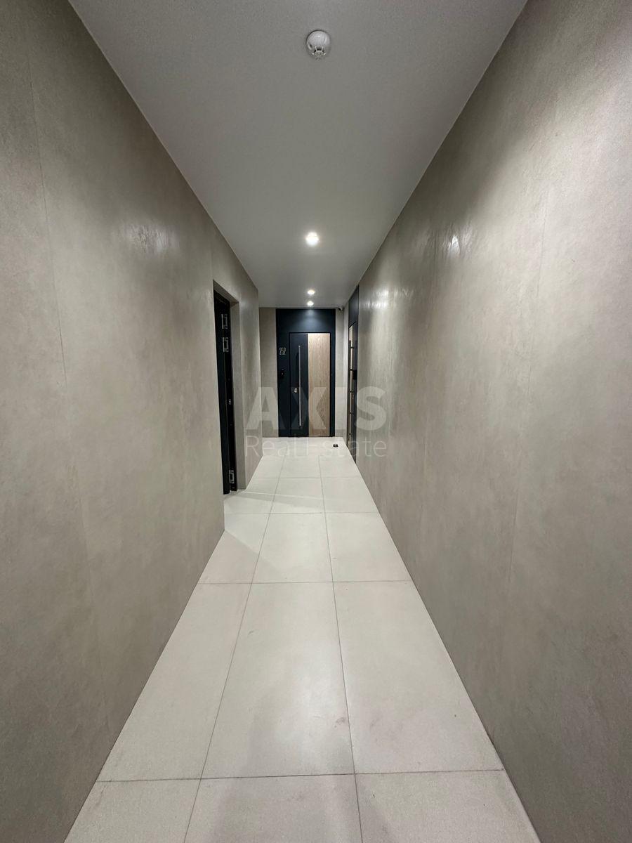 4k apartment vul. Antonovycha 1188