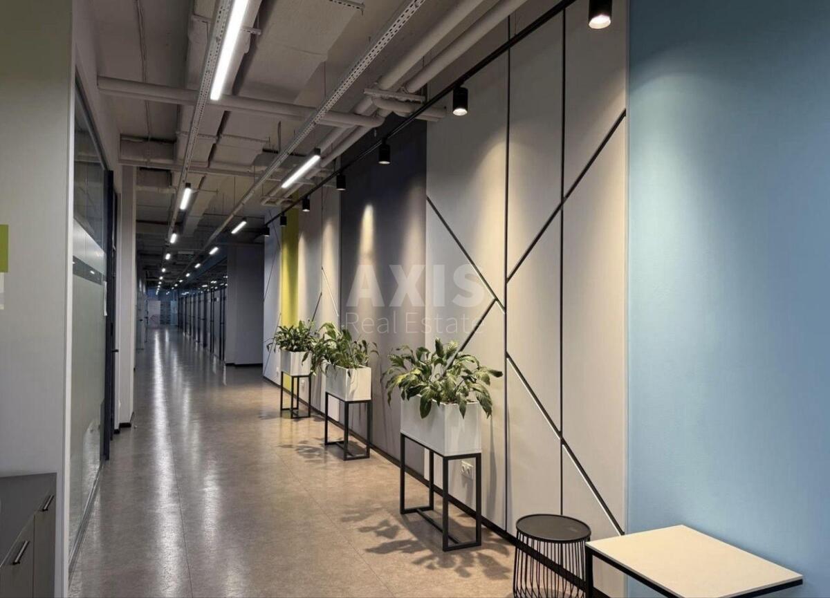 Office vul. Gajdara 58/10, 1821m261360