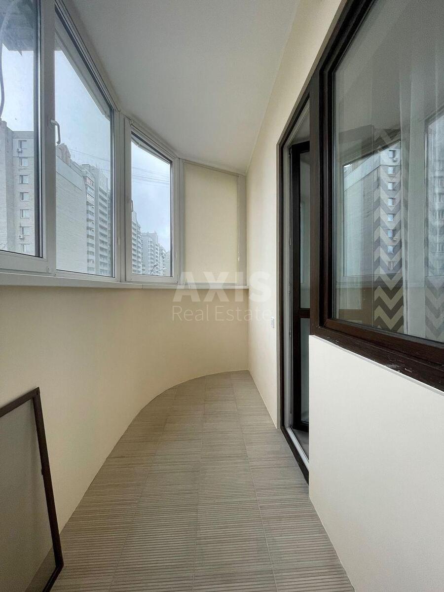1k apartment vul. Dragomyrova Myhajla 2А7