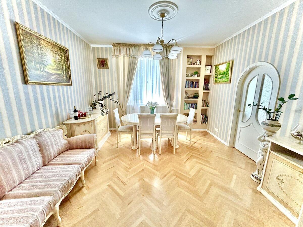 3k apartment vul. Deputats'ka 4/6566372