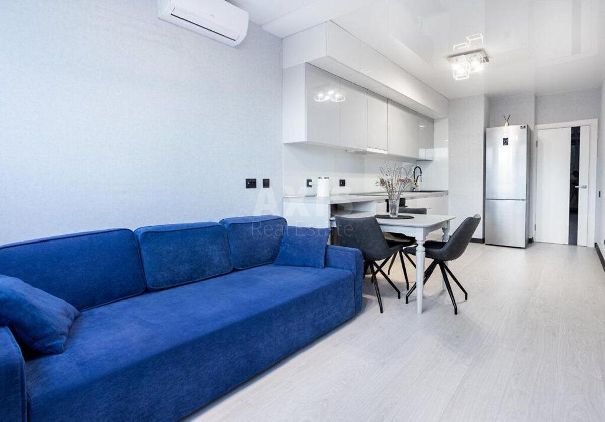 1k apartment prov. Jasynuvats'kyj 10611423