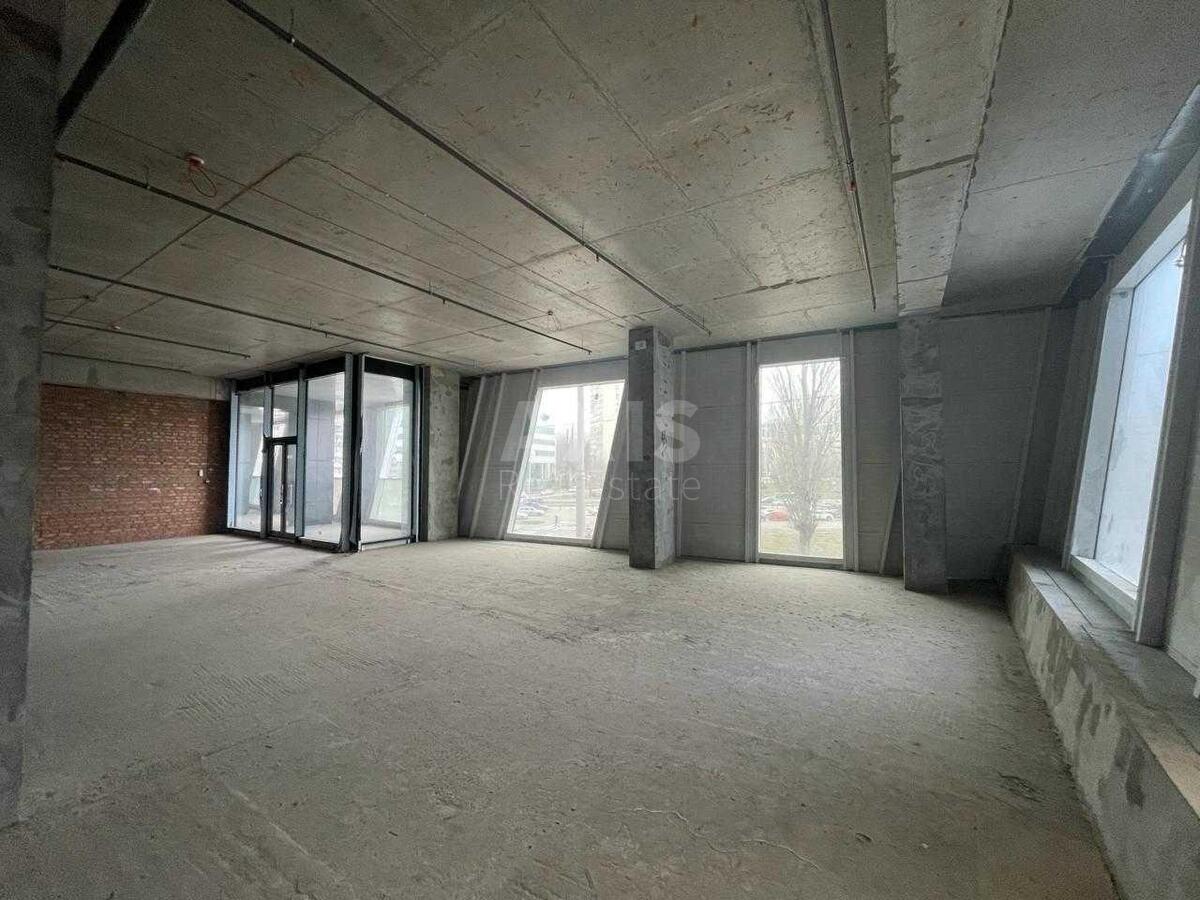 Trade object pr-t Berestejskij 11Б, 812m2612400