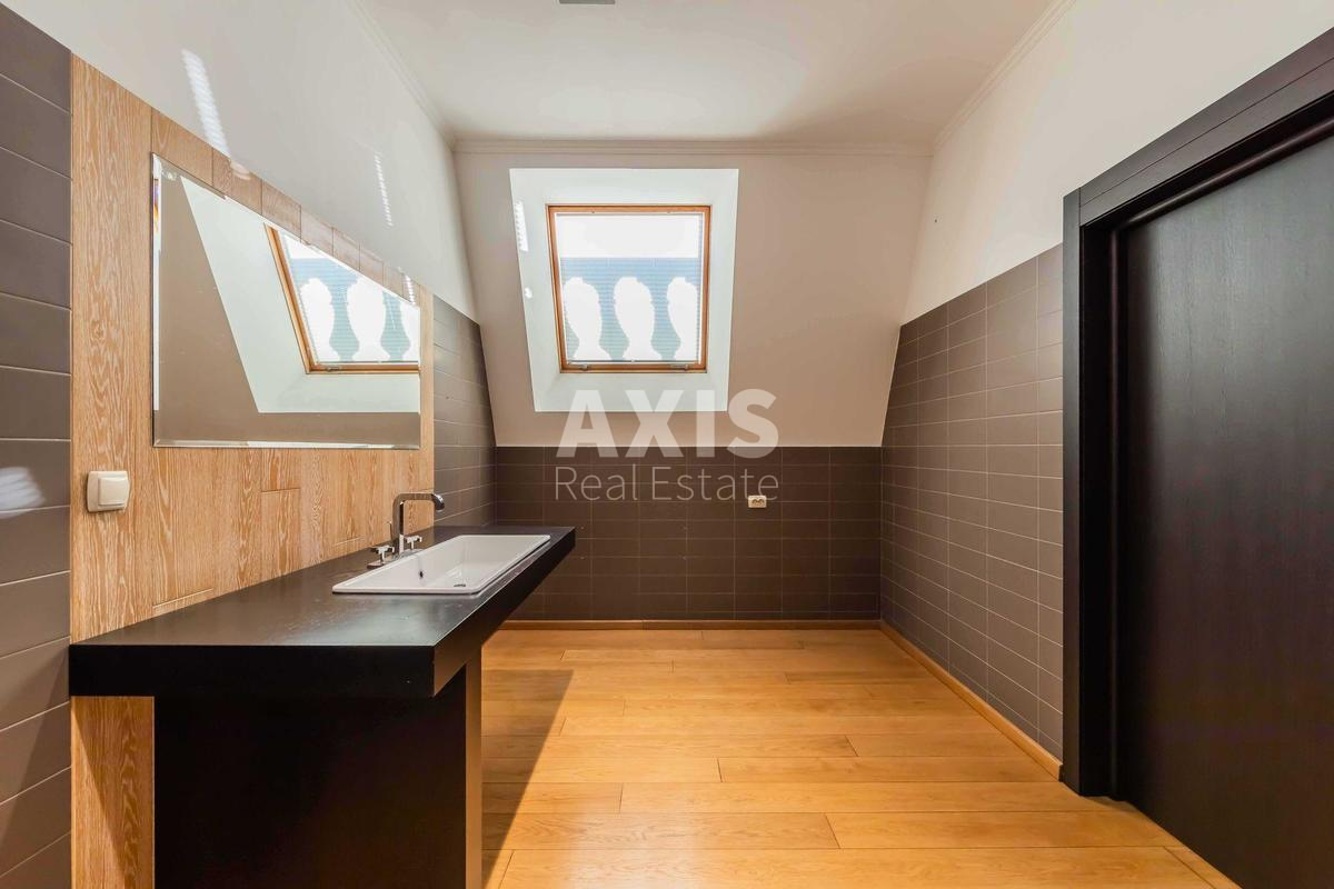 Office vul. Hmel'nyc'kogo Bogdana 30, 166m2418483