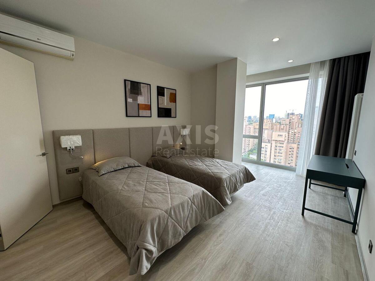 4k apartment vul. Antonovycha 1189