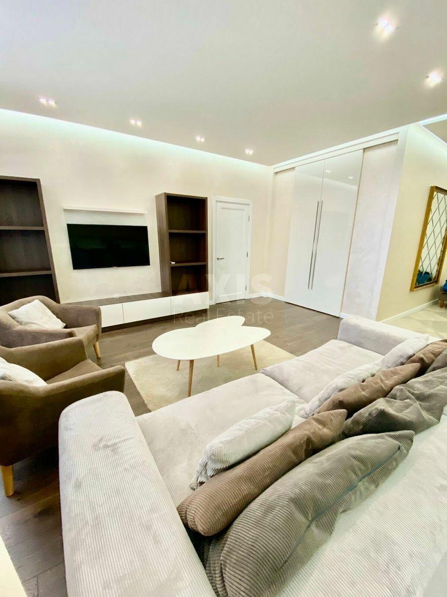 2k apartment vul. Dragomyrova Myhajla 20А0