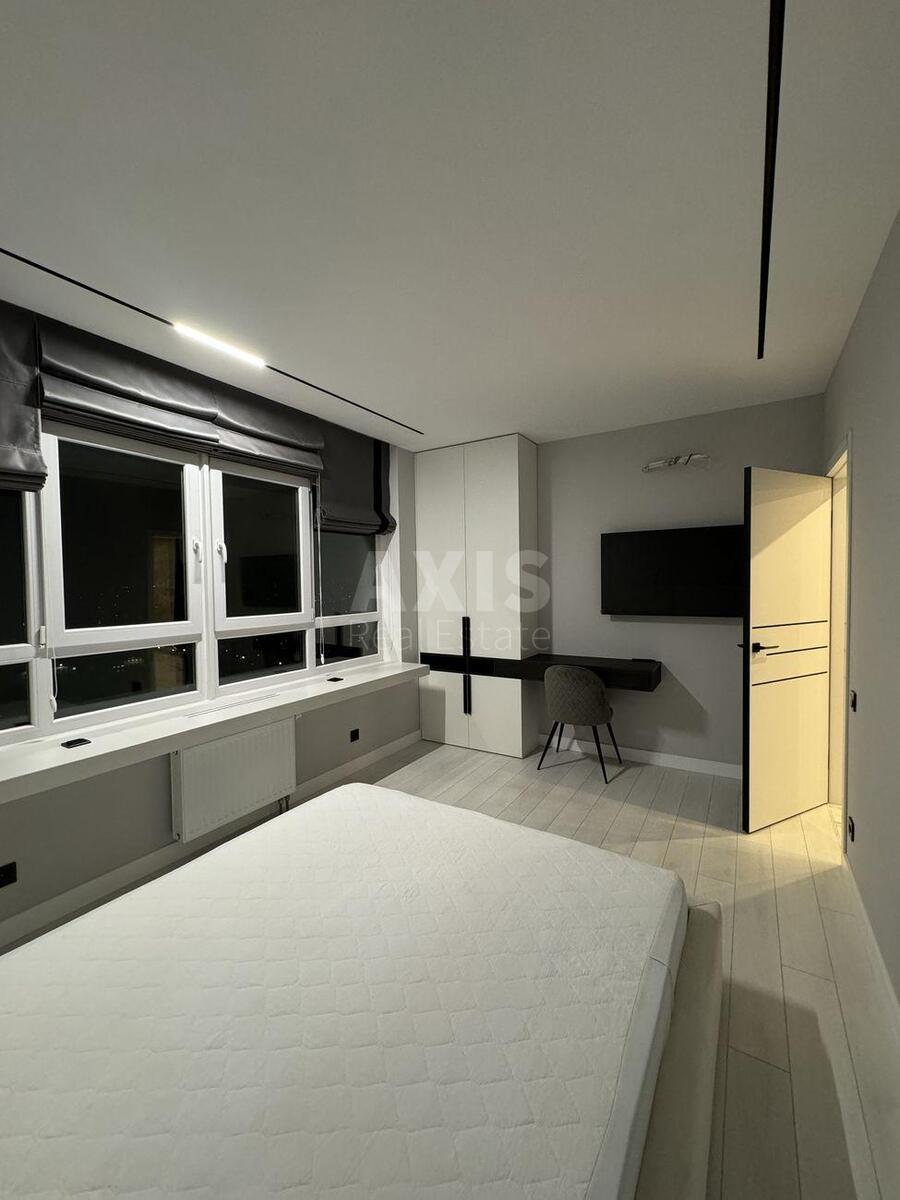 2k apartment vul. Gulaka Mykoly 47