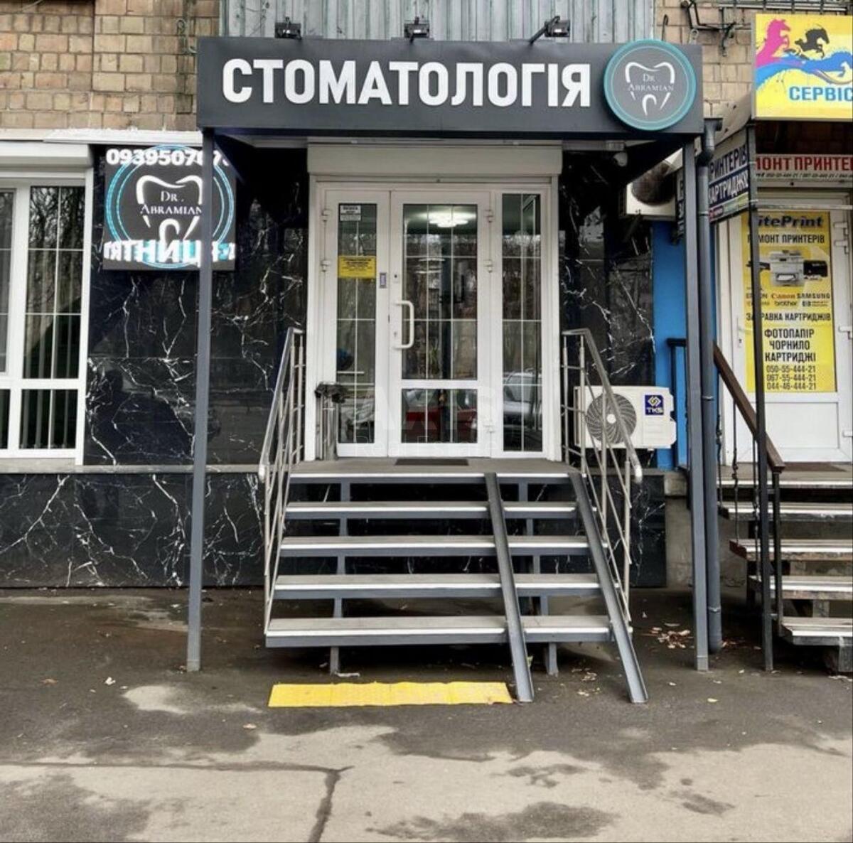 Trade object bul. Chokolivs'kyj 31, 35m260859