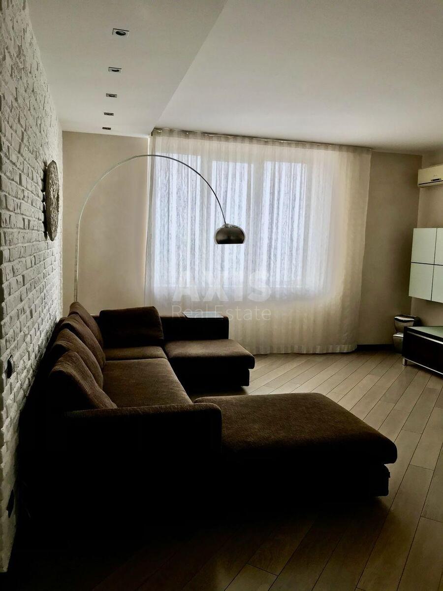 3k apartment vul. Amosova Mykoly 4565333
