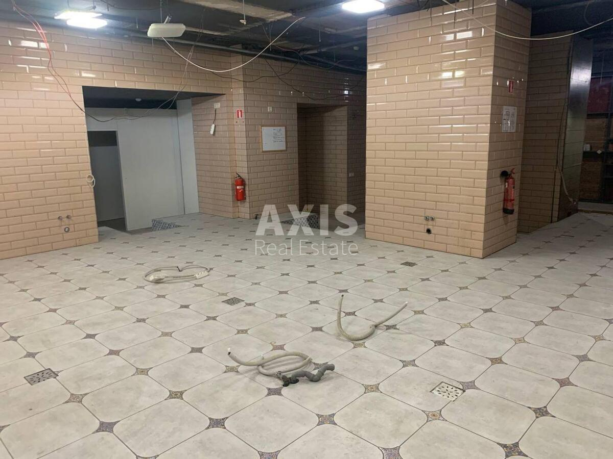 Office vul. Saksagans'kogo 15, 104m2