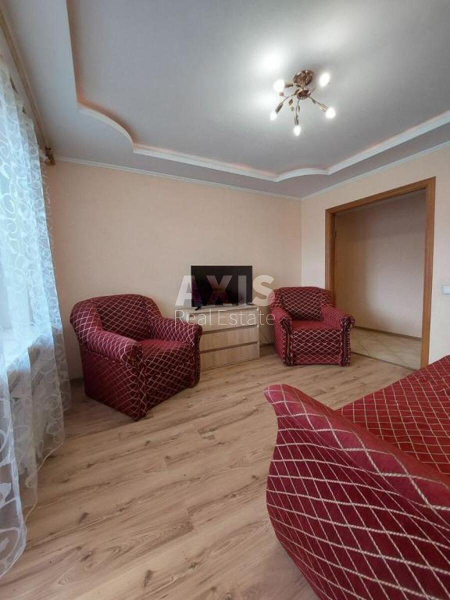 1k apartment vul. Kashtanova 110