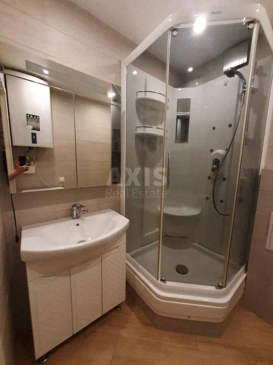 1k apartment vul. Navashyna Akademika 9626506