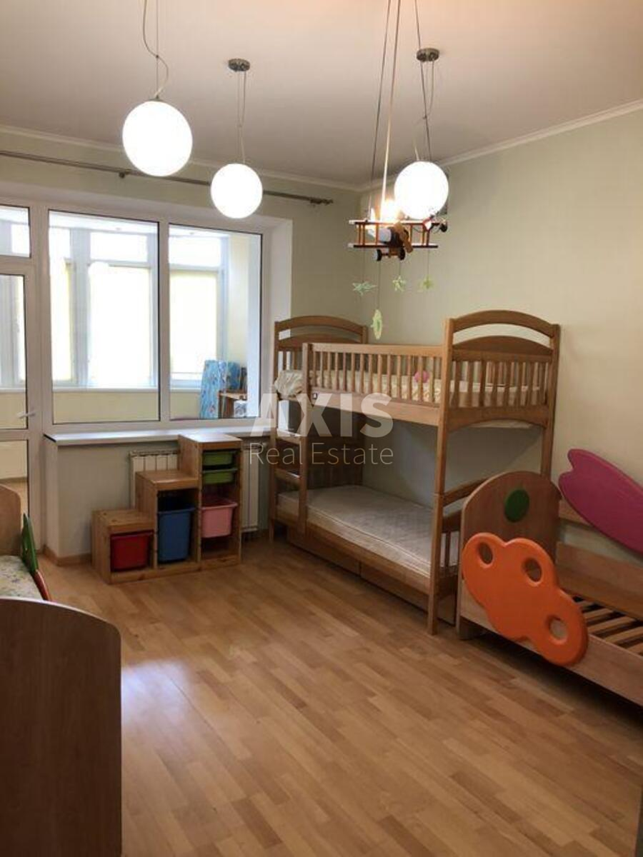 3k apartment pr-t Geroi'v Stalingrada 82