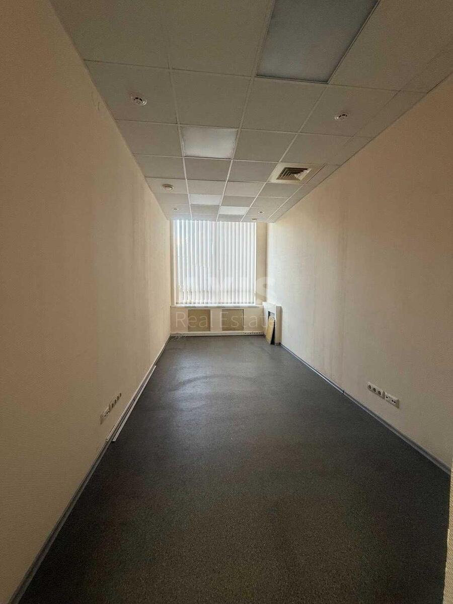 Office vul. Sverstjuka Jevgena 2Б, 362m2624159