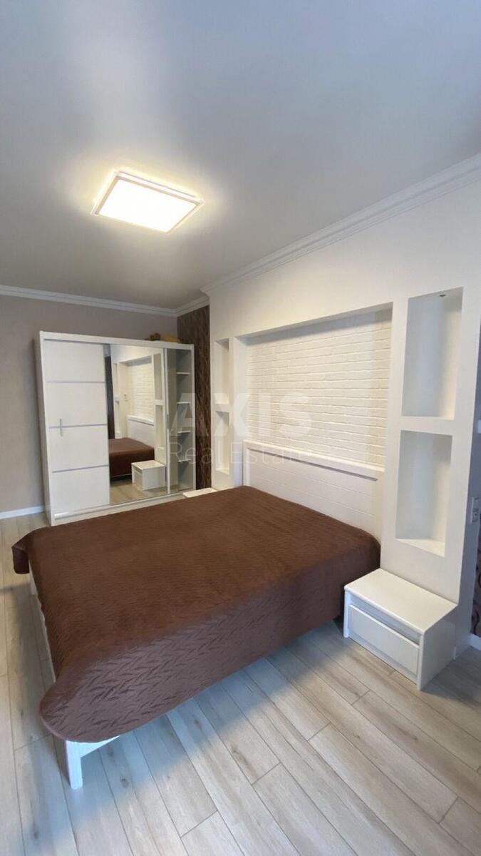 2k apartment vul. Dragomanova 20