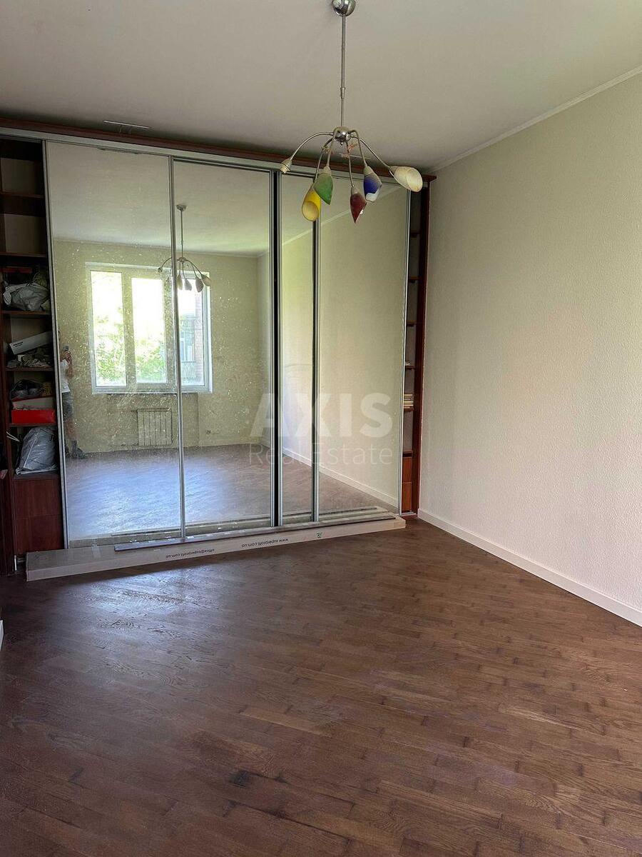 3k apartment pr-t Povitroflots'kyj 466