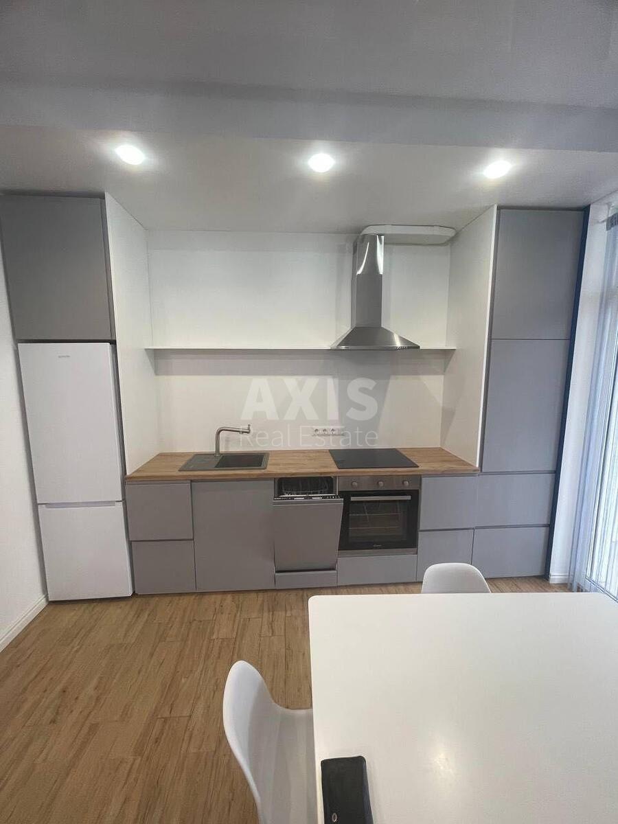 2к квартира ул. Василия Тютюнника 28А61915