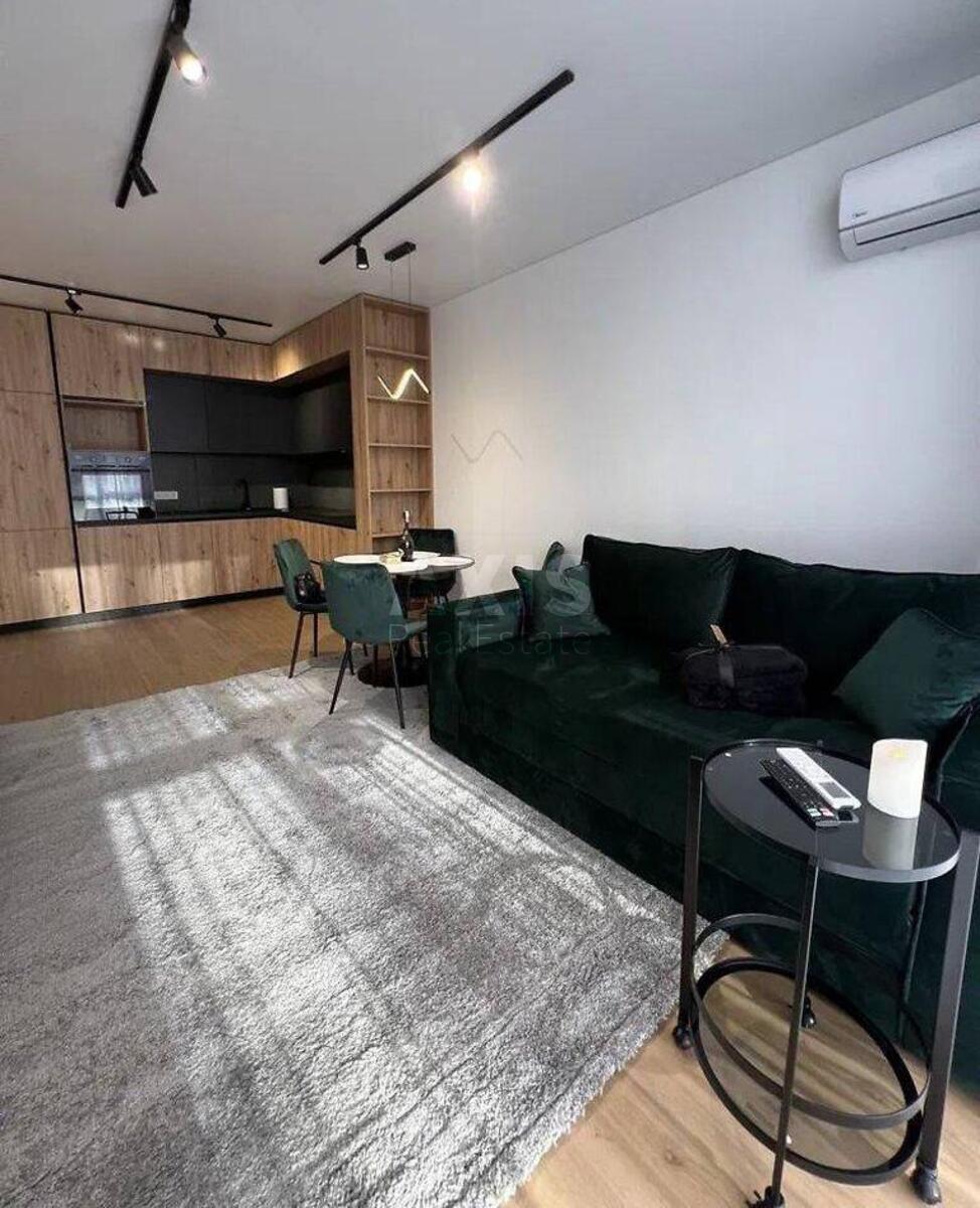 1k apartment vul. Saljutna 2Б