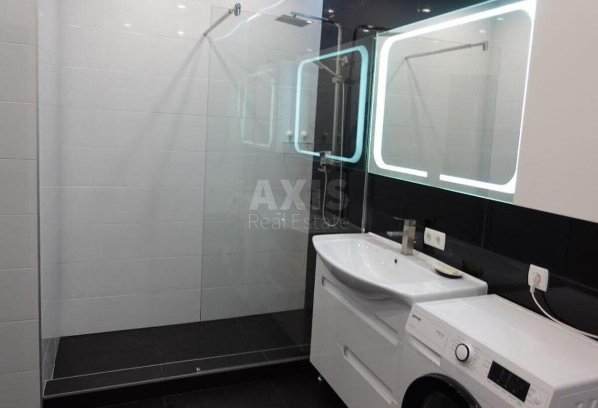 1k apartment vul. Nagirna 18/163