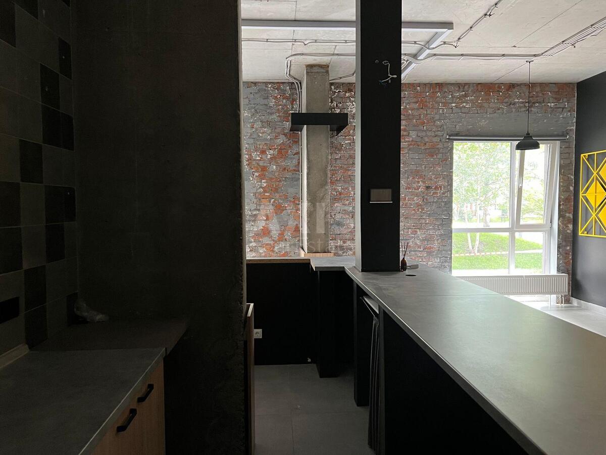 Office vul. Sormovs'ka 3, 46m25768110