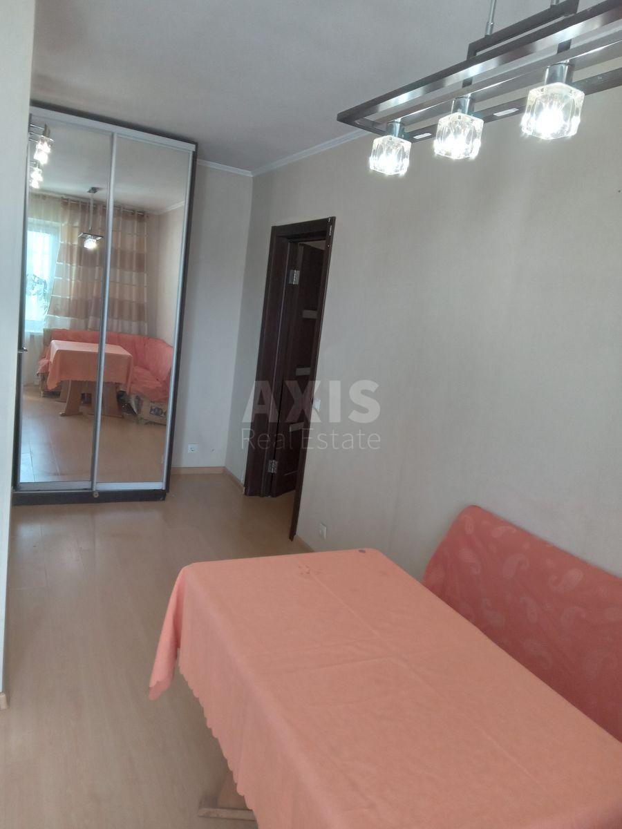 2k apartment vul. Oleksandra Olesja 171
