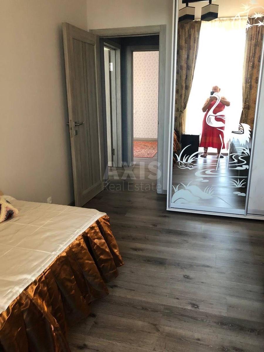 3k apartment vul. Osokors'ka 2А3
