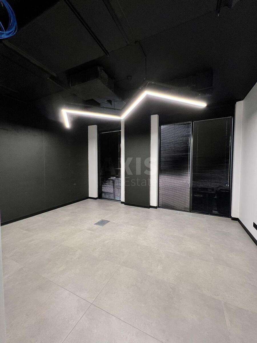 Офис ул. Красиловская 9, 270м25