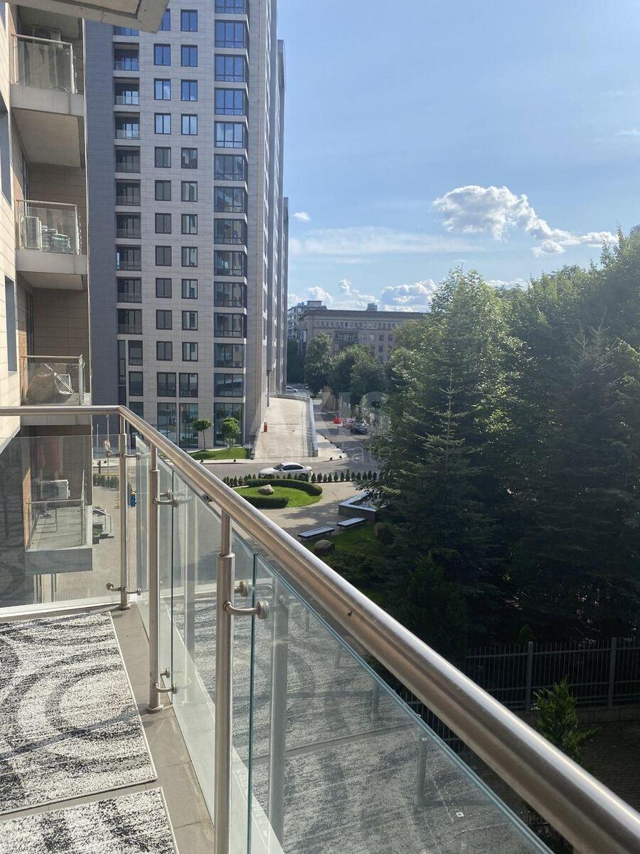 1k apartment pr-t Peremogy 427