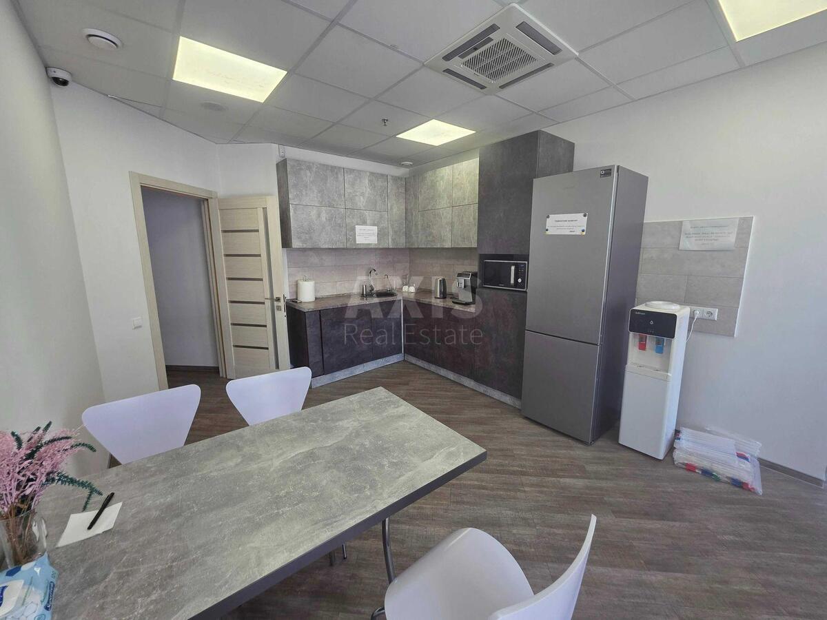 Office pr-t Golosii'vs'kyj 132, 950m2591216