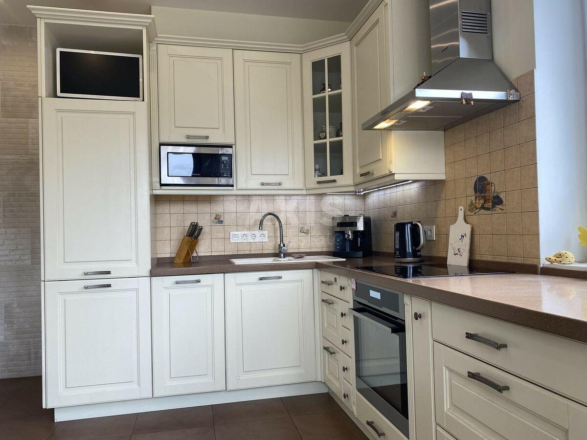 2k apartment vul. Kudrjashova 18