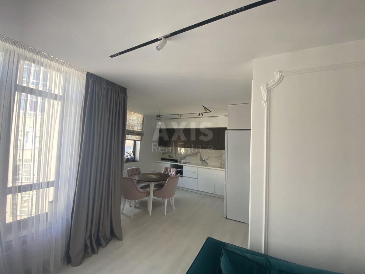 3k apartment vul. Oleny Pchilky 35