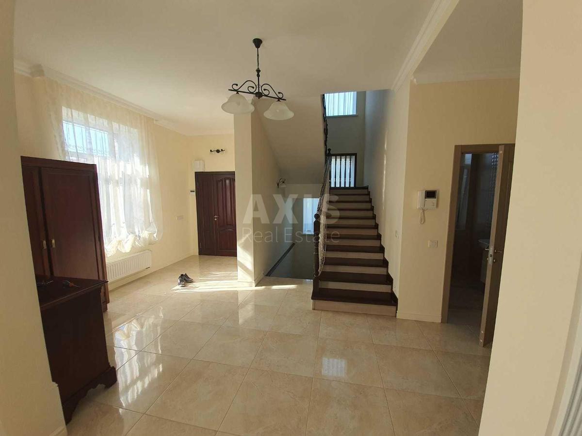 Дoм ул. Туполева Академика, 300м2, город Киев3