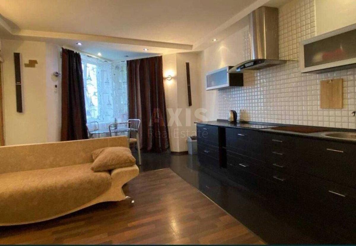 2k apartment vul. Rudenko Larysy 10В