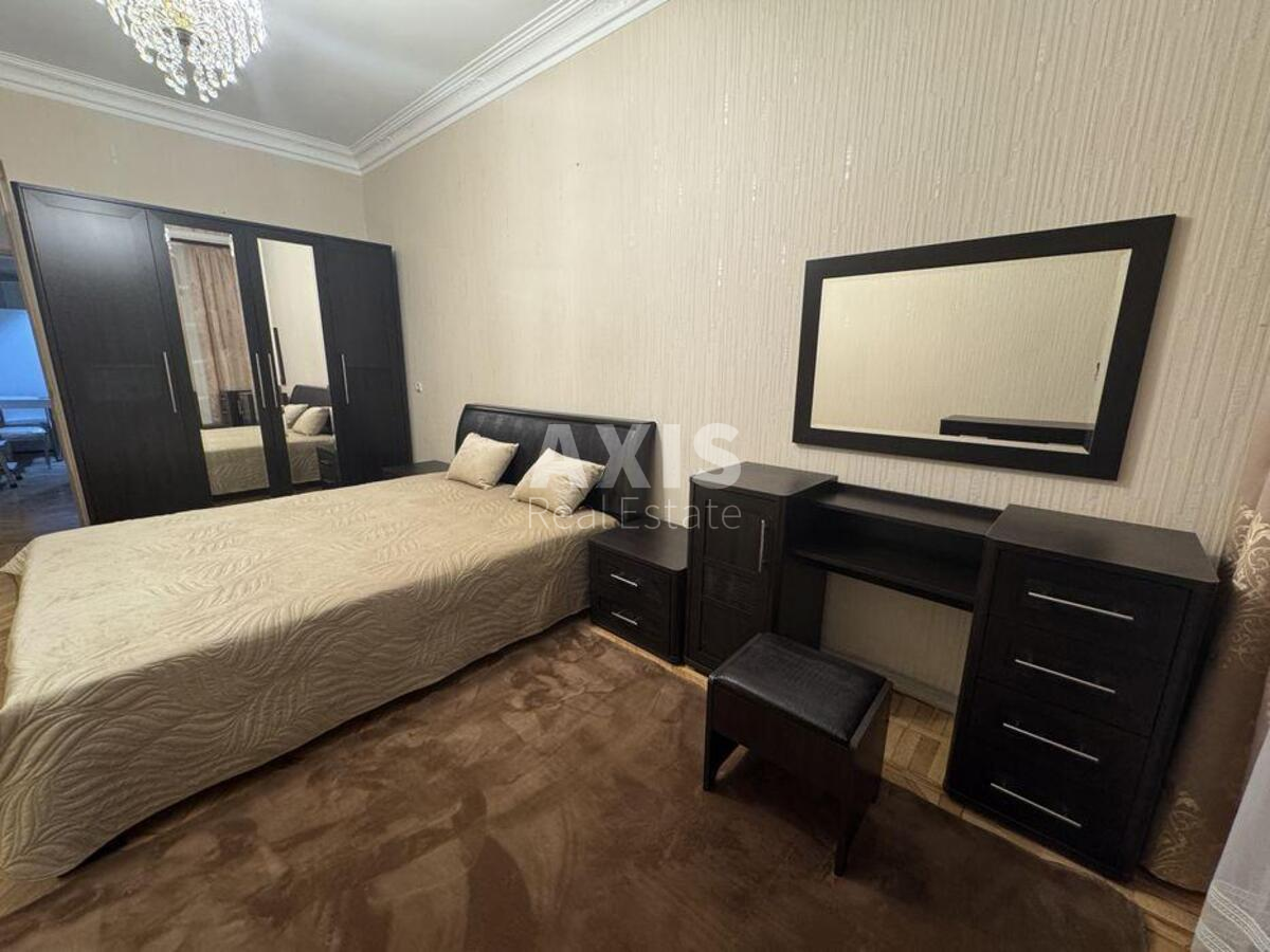 3k apartment vul. Saksagans'kogo 6810